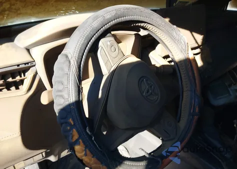 2022 Toyota Corolla Cross Le из США, поврежденный, VIN 7MUCAABGXNV018980